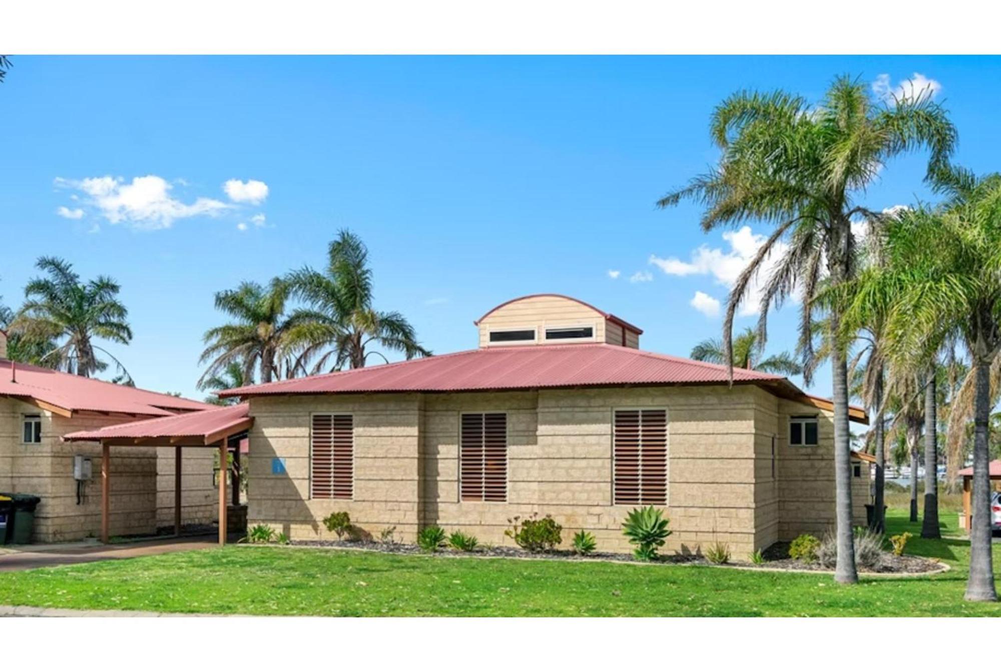 Discovery Parks - Bunbury Foreshore Room photo
