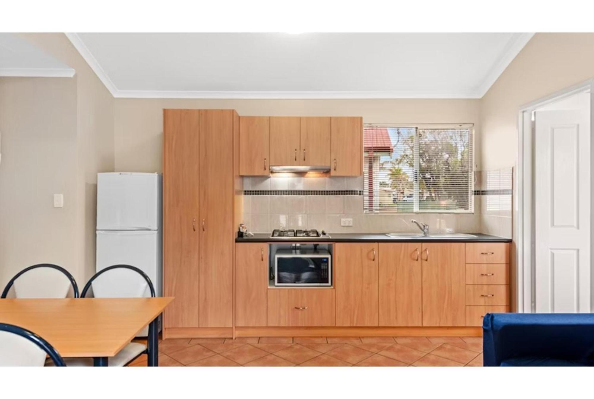 Discovery Parks - Bunbury Foreshore Room photo