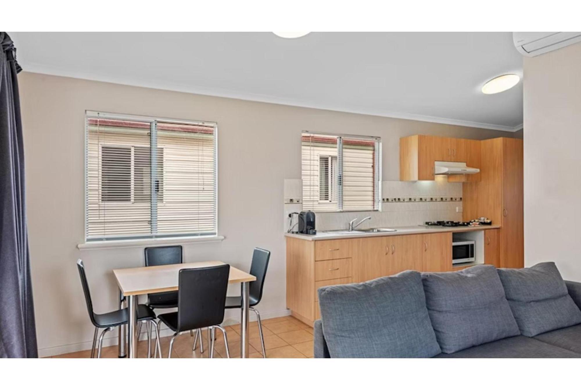 Discovery Parks - Bunbury Foreshore Room photo